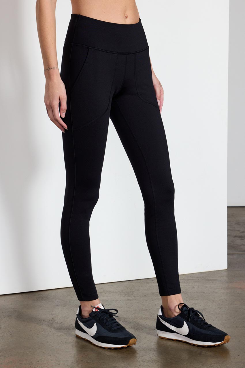 Explore Mid-Waisted 27 Thermal Legging
