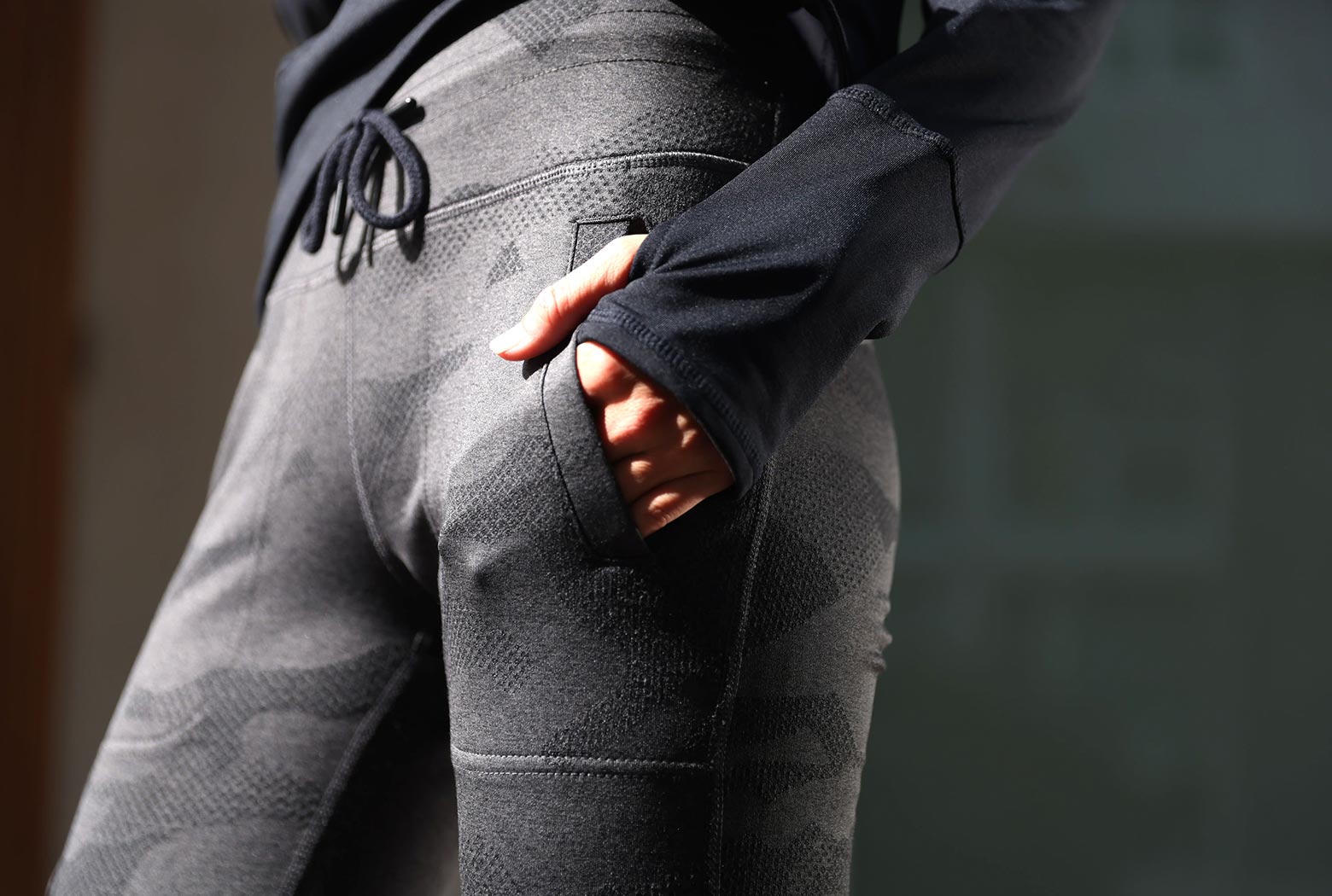Closeup of Mondetta Women's Cold Gear Jacquard Leggings