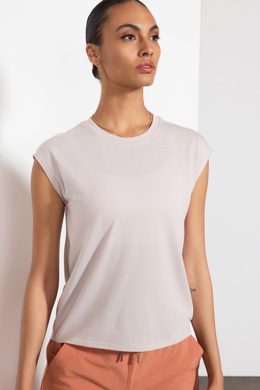 MPG Sport Dynamic Recycled Stink-Free Sleeveless Top  in Stone