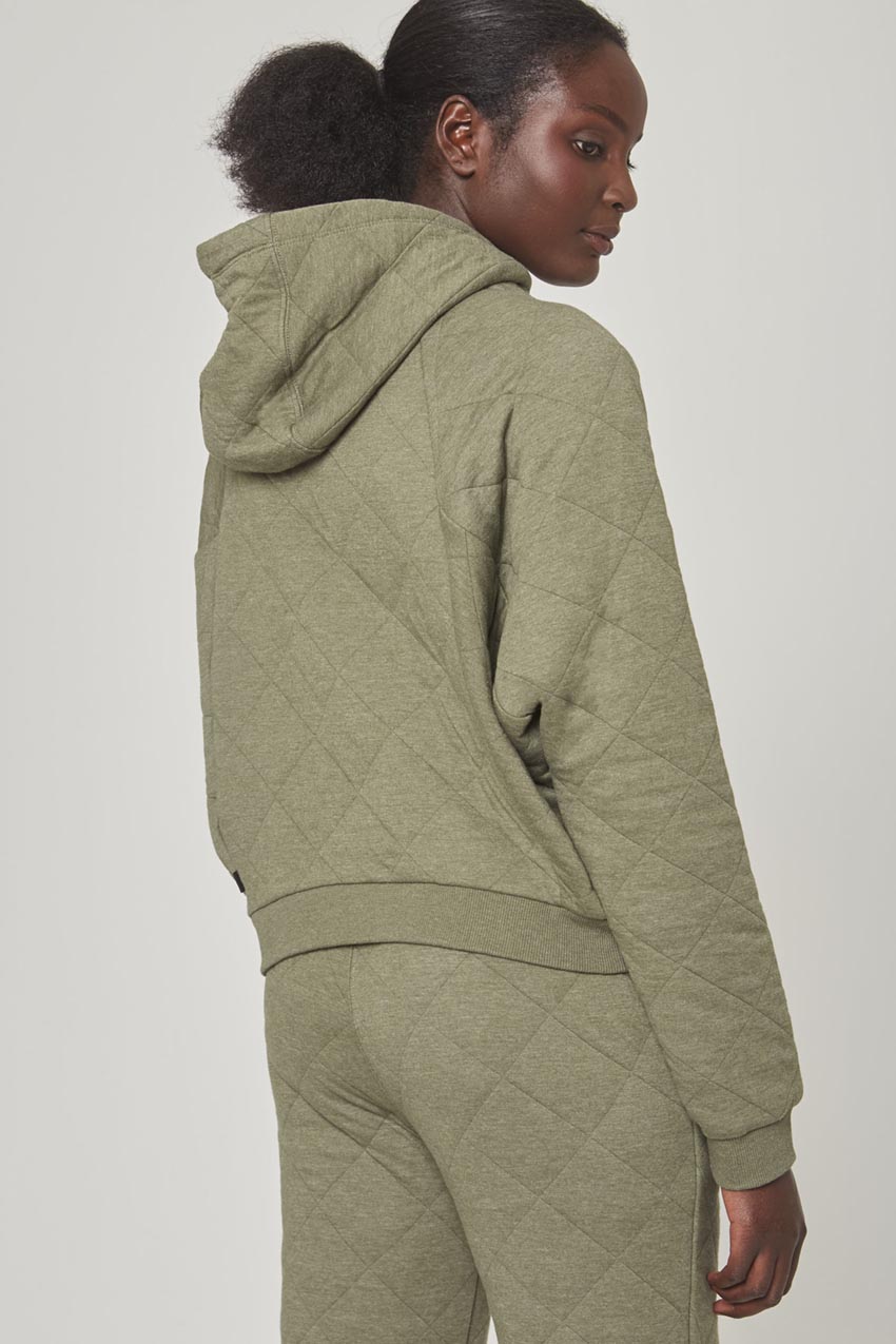 Aspire Cropped Relaxed Quilted Hoodie