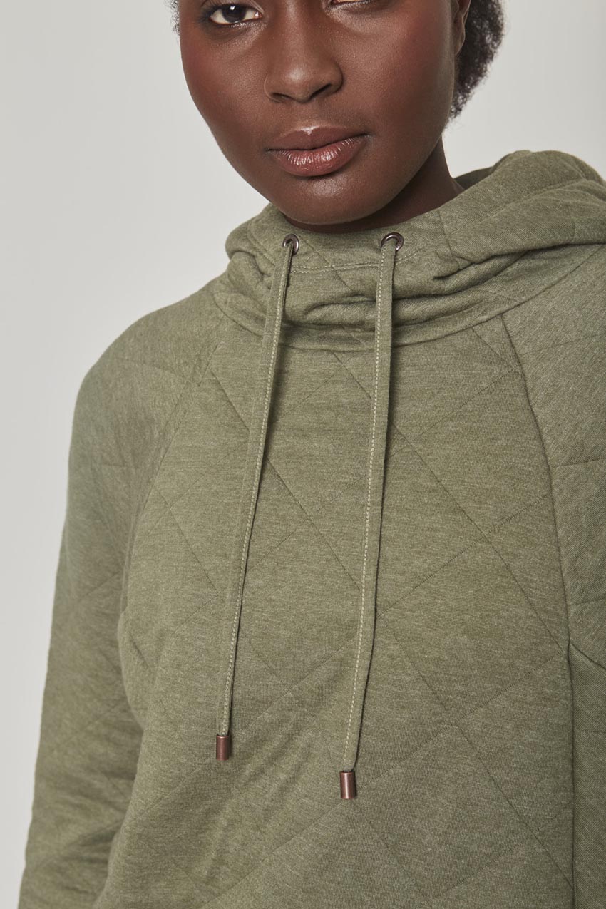 Aspire Cropped Relaxed Quilted Hoodie