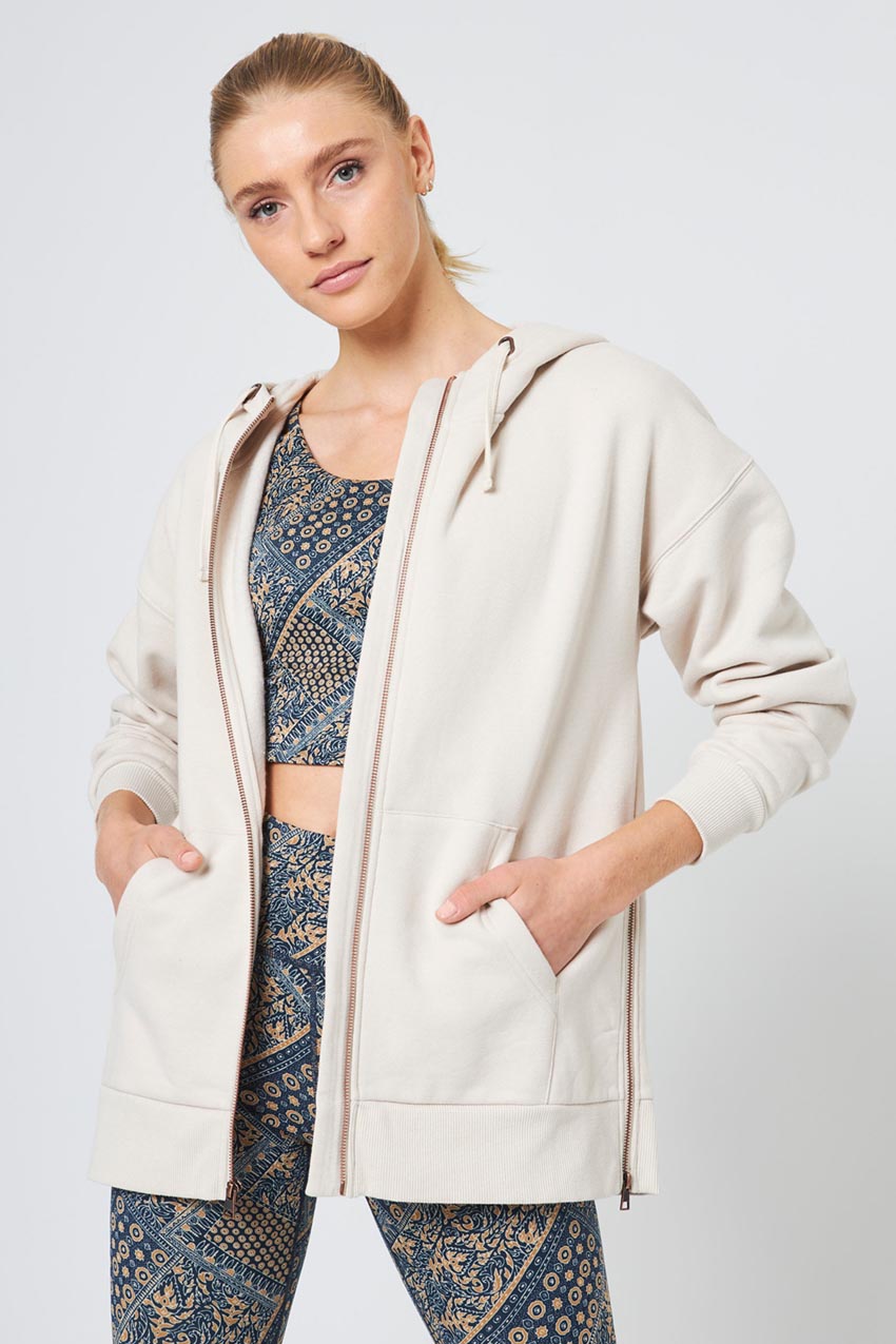 Ease Organic Cotton Recycled Polyester Oversized Zip-Up Hoodie