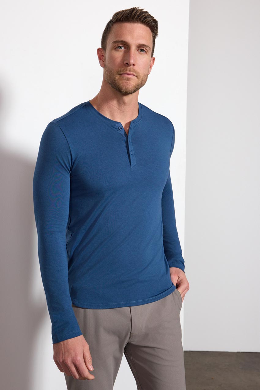 MPG Sport Pima Cotton Long Sleeve Henley with Curved Hem  in Key Largo