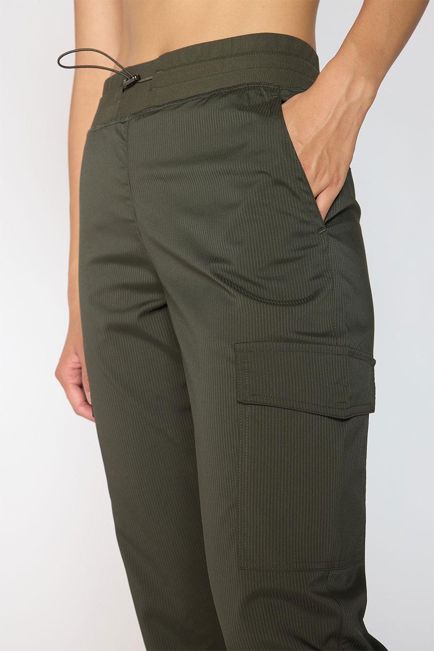 Eclipse High-Waisted 30" Lined Shadow Stripe Cargo Pant
