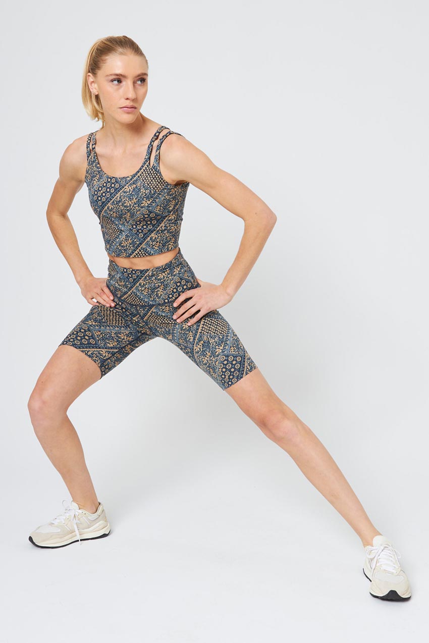 Explore Recycled Polyester High-Waisted Printed Short 8" Peached