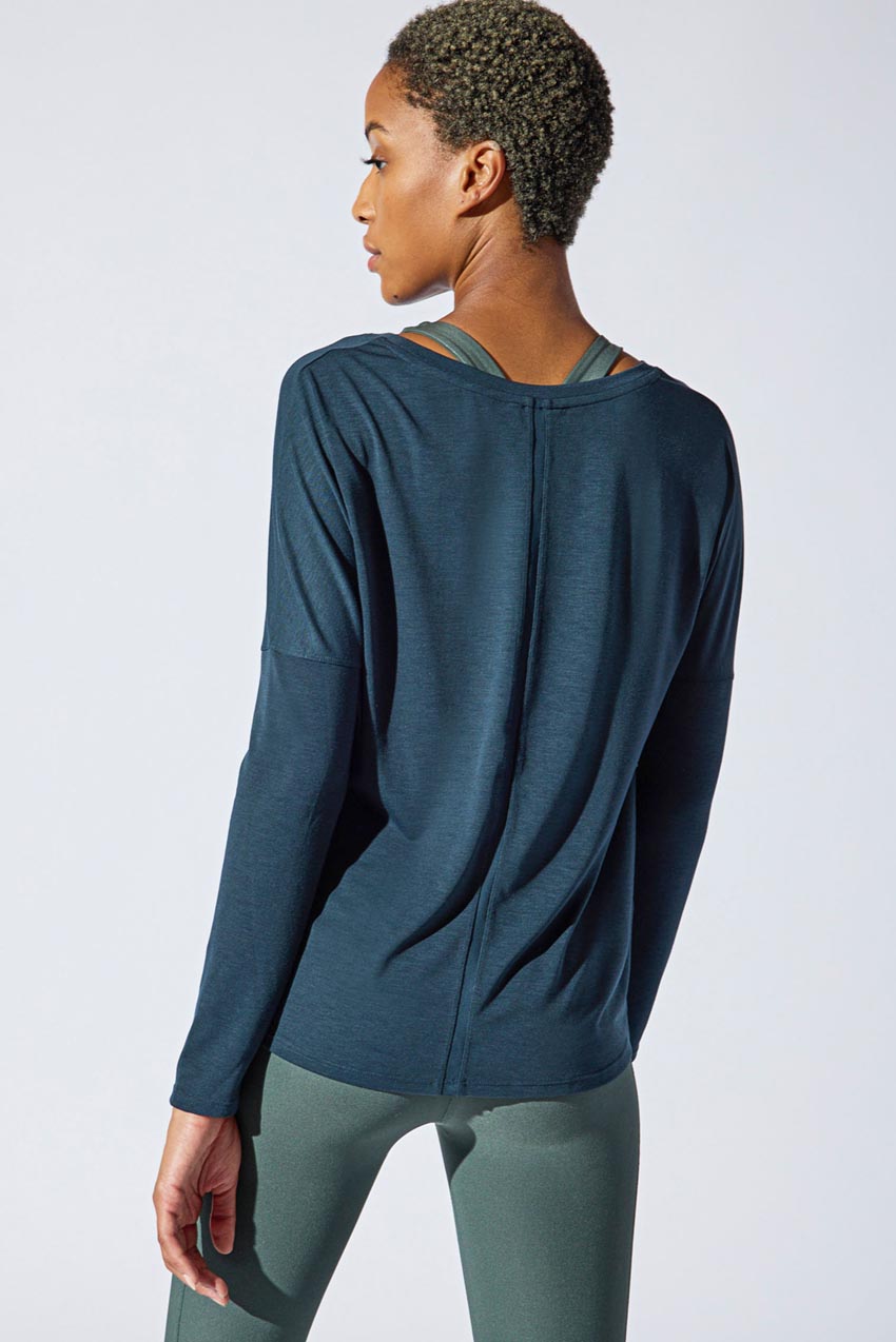 Liberate Dynamic Recycled Cover-Up Anti-Stink Long Sleeve Top